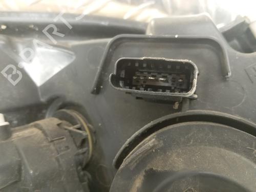 Left headlight RENAULT SCÉNIC III (JZ0/1_) 1.5 dCi | BP31067405C28