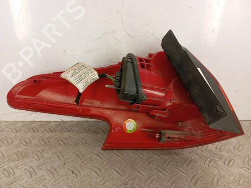 right-taillight-citroen-c5-iii-break-rw_-2008-2009-2010-2011-2012-2013-2014-2015-2016-2017-33239961 main image