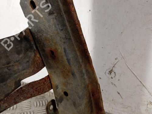 Crossmember RENAULT MODUS / GRAND MODUS (F/JP0_) 1.2 (JP0C, JP0K, FP0C, FP0K, FP0P, JP0P, JP0T) | BP31883615C162