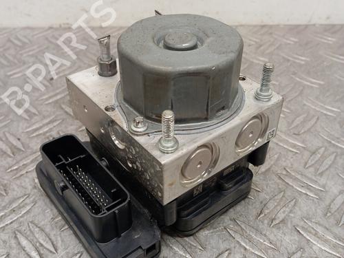 Used ABS pump ABS pump RENAULT CAPTUR I (J5_, H5_) 1.5 dCi 90 (J5N4, J5M5, J5MW, J5M6, J5AL, J5AJ) (90 hp) 28339033 28339033