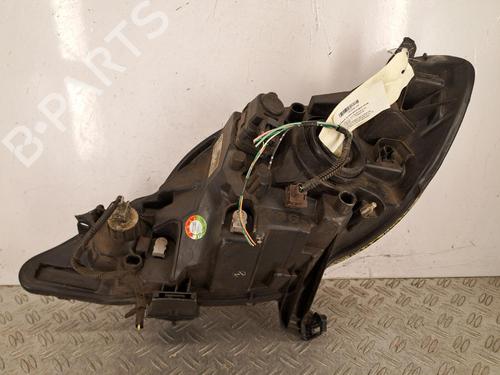 Used Right headlight Right headlight PEUGEOT 107 (PM_, PN_) 1.0 (68 hp) 40447744 40447744