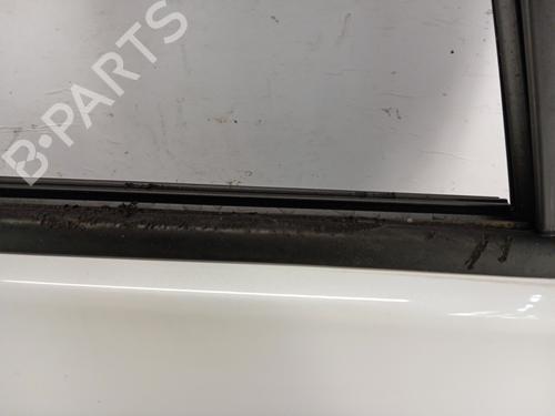 dr-hjre-fortil-renault-zoe-bfm_-2012-37734873 main image