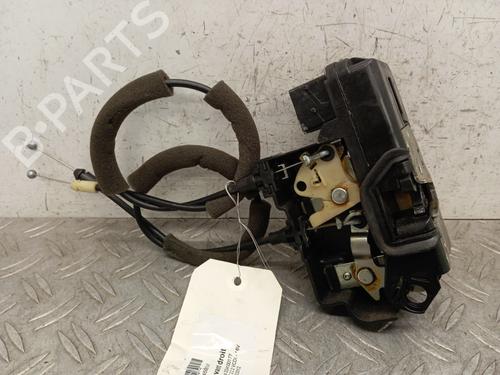 Used Front right lock CHEVROLET CAPTIVA (C100, C140) 2.2 D 4WD (184 hp) 28346320