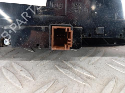 Used Climate control Climate control PEUGEOT 508 SW I (8E_) 2.0 BlueHDi 180 (180 hp) 33811728 33811728