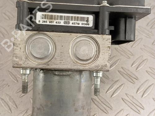 Used ABS pump ABS pump 38079588 38079588