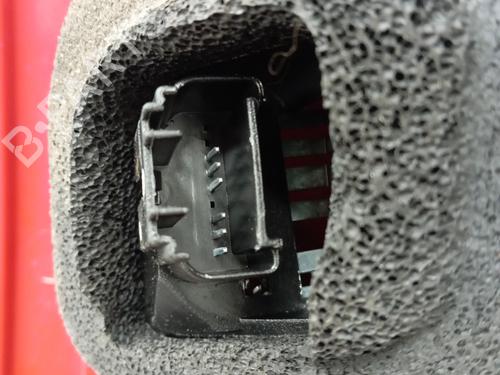 Used Left taillight Left taillight PEUGEOT 107 (PM_, PN_) 1.0 (68 hp) 28345983 28345983