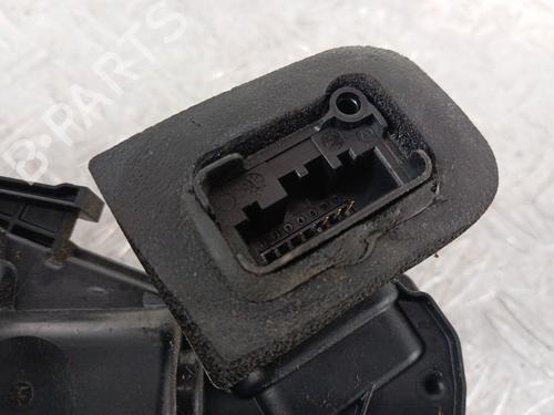 Front right lock VW GOLF VI (5K1) 1.6 TDI | BP28345303C97 