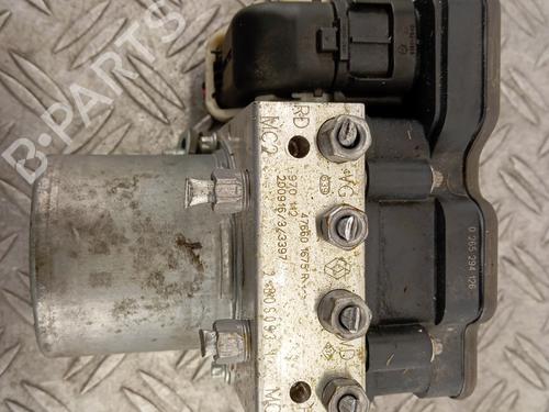 Used ABS pump ABS pump RENAULT CLIO V (B7_) 1.0 SCe 75 (B7M5) (72 hp) 28345618 28345618