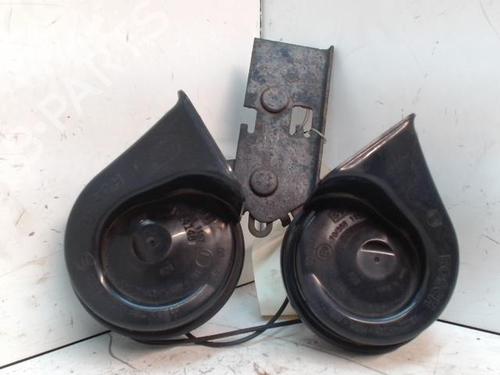 Used Horn RENAULT MEGANE III Coupe (DZ0/1_) 1.9 dCi (DZ0N, DZ0J, DZ1J, DZ1K) (131 hp) 28341041