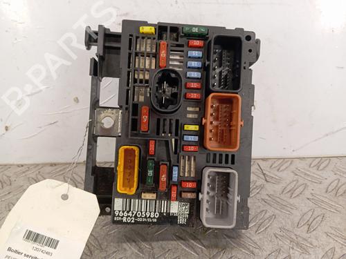 Used Fuse box PEUGEOT 407 SW (6E_, 6D_) 1.6 HDi 110 (109 hp) 32371310