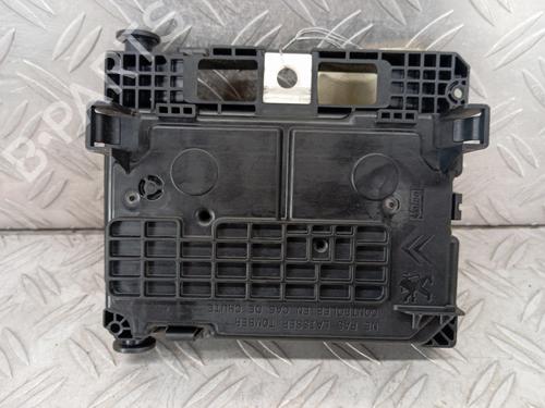 Used Fuse box Fuse box PEUGEOT 207 (WA_, WC_) 1.4 HDi (68 hp) 33828576 33828576
