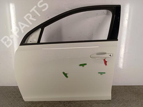 Used Left front door PEUGEOT 308 SW II (LC_, LJ_, LR_, LX_, L4_) 1.6 BlueHDi 120 (120 hp) 29928573