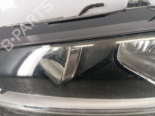 Left headlight VW GOLF SPORTSVAN VII (AM1, AN1) 2.0 TDI | BP28346683C28 