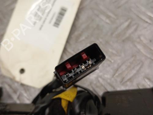 seat-buckle-lancia-delta-iii-844_-2008-2009-2010-2011-2012-2013-2014-28337581 main image