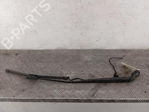 Used Front windshield wiper arm CITROËN C4 CACTUS 1.5 BlueHDi 100 (102 hp) 28348298