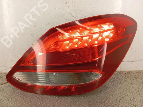 Used Right taillight Right taillight 37007936 37007936