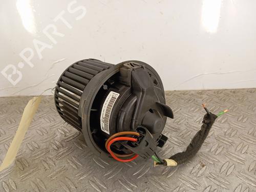 Used Heater blower motor Heater blower motor DACIA SANDERO II 1.5 dCi (90 hp) 28600161 28600161