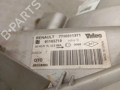 Used Left headlight Left headlight RENAULT TRAFIC II Van (FL) 1.9 dCi 80 (FL0B) (82 hp) 28343096 28343096