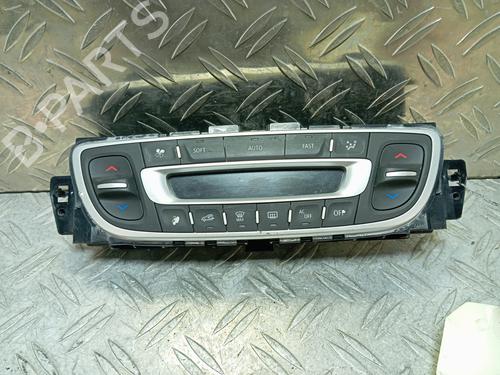 climate-control-renault-megane-iii-hatchback-bz01_-b3_-2008-32723276 main image