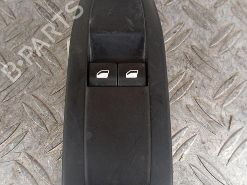 Used Left front window switch PEUGEOT 208 I (CA_, CC_) 1.4 HDi (68 hp) 32065259
