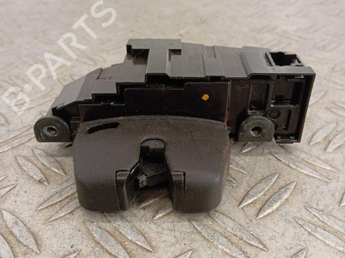 Used Tailgate lock PEUGEOT 308 I (4A_, 4C_) 1.6 HDi (109 hp) 30309494