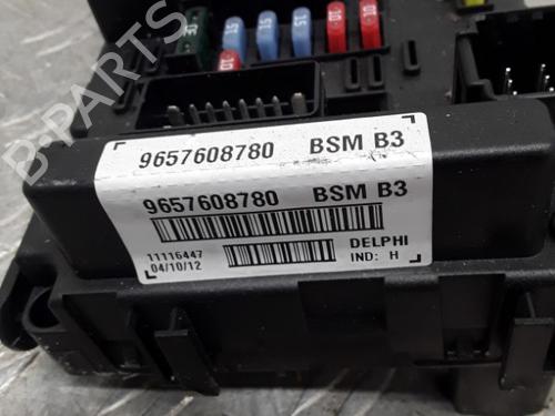 Fuse box PEUGEOT 206+ (2L_, 2M_) 1.4 HDi eco 70 | BP28338433E1