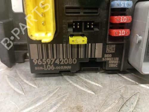 Fuse box PEUGEOT 307 (3A/C) 1.6 HDi 110 | BP28347449E1 