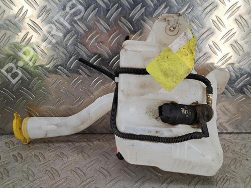 Used Windscreen washer tank Windscreen washer tank 37076645 37076645