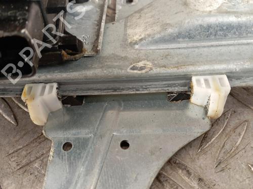 Used Front left window mechanism Front left window mechanism PEUGEOT 208 I (CA_, CC_) 1.6 HDi (92 hp) 32297386 32297386