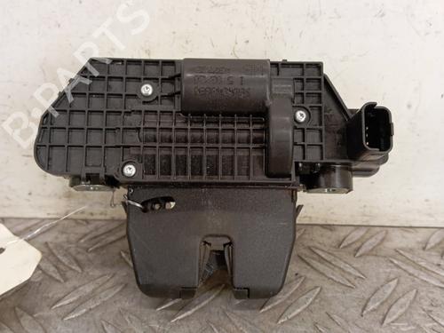 Used Tailgate lock PEUGEOT 2008 II (UD_, US_, UY_, UJ_, UR_, UC_) 1.2 PureTech 130 (USHNS, URHNS) (130 hp) 28347109