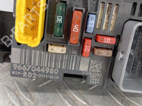 Fuse box PEUGEOT 407 SW (6E_, 6D_) 1.6 HDi 110 | BP30156724E1