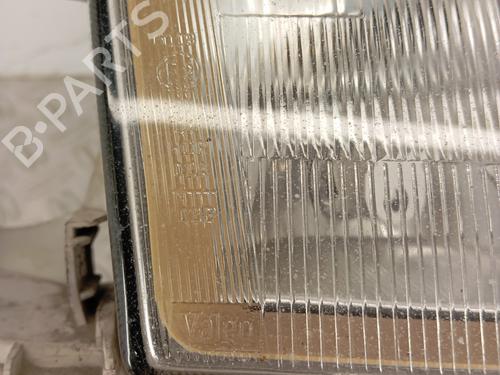 Used Right headlight Right headlight MERCEDES-BENZ C-CLASS (W202) C 200 CDI (202.134) (102 hp) 32240722 32240722