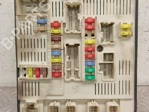 Used Fuse box RENAULT MEGANE III Coupe (DZ0/1_) 1.5 dCi (DZ09, DZ0D, DZ1F, DZ1G, DZ14, DZ29) (110 hp) 28339427