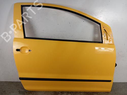 Used Right front door VW FOX Hatchback (5Z1, 5Z3, 5Z4) 1.2 (55 hp) 28343213