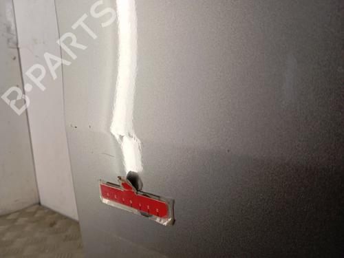 Used Right front door Right front door 32389894 32389894