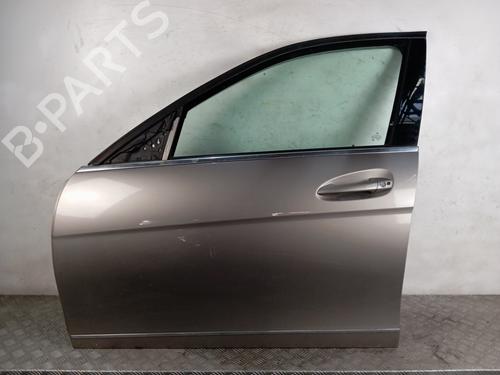 Used Left front door Left front door 28337592 28337592