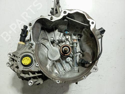 Used Gearbox CHEVROLET SPARK (M300) 1.0 (68 hp) 32684405
