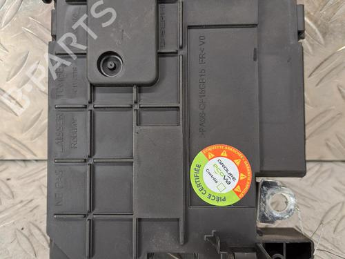 Used Fuse box Fuse box 38030100 38030100
