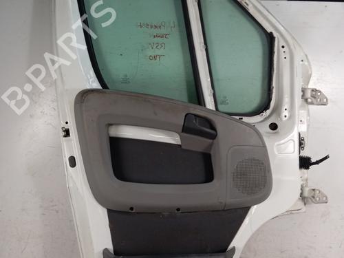 Used Left front door Left front door 28338049 28338049