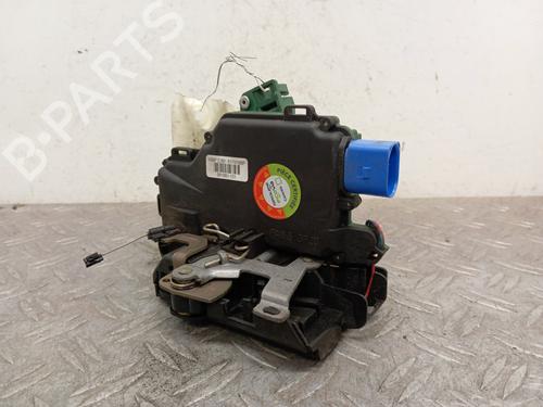 Used Front right lock VW POLO (9N_, 9A_) 1.4 TDI (75 hp) 28348491
