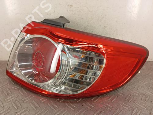Used Right taillight HYUNDAI SANTA FÉ II (CM) 2.2 CRDi 4x4 (197 hp) 28345554
