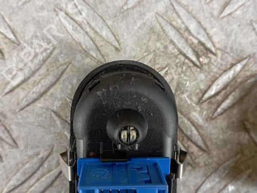 Used Left front window switch Left front window switch PEUGEOT 406 Coupe (8C) 2.2 (158 hp) 36288153 36288153