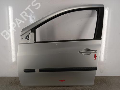 Used Left front door RENAULT CLIO III (BR0/1, CR0/1) 1.5 dCi (BR17, CR17) (86 hp) 29320471