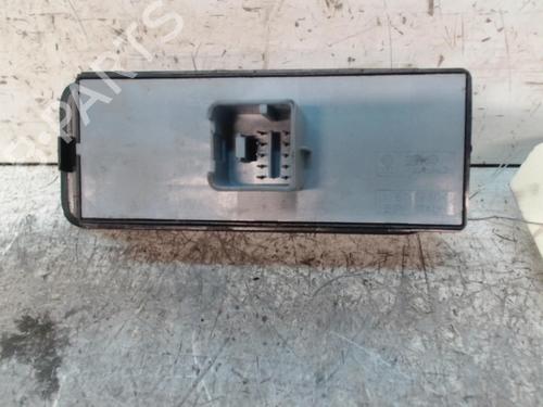 Used Left front window switch Left front window switch VW POLO V (6R1, 6C1) 1.2 TDI (75 hp) 28349183 28349183
