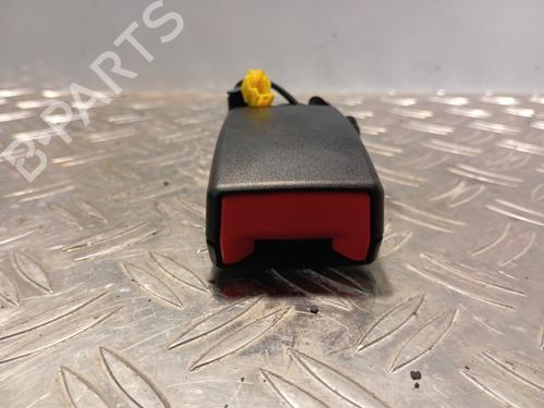 Used Seat buckle RENAULT TWINGO III (BCM_, BCA_) 1.0 SCe 70 (BCMB) (69 hp) 28338386