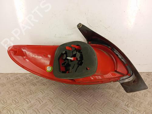 Used Right taillight Right taillight PEUGEOT 206+ (2L_, 2M_) 1.4 i (73 hp) 32864514 32864514