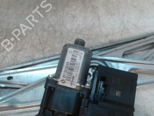 Rudehejsemekanisme Højre foran RENAULT MEGANE III Hatchback (BZ0/1_, B3_) 1.5 dCi (BZ09, BZ0D, BZ1W, BZ29, BZ14) (110 hp) 28344952