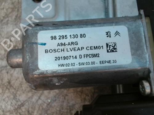 Front left window mechanism RENAULT MEGANE IV Hatchback (B9A/M/N_) 1.5 dCi 110 (B9A3) | BP28342459C22 