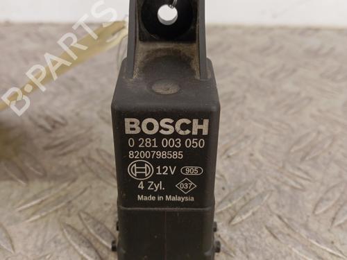 Used Electronic module RENAULT TRAFIC III Van (FG_) 1.6 dCi 115 (FGMD) (116 hp) 30615290