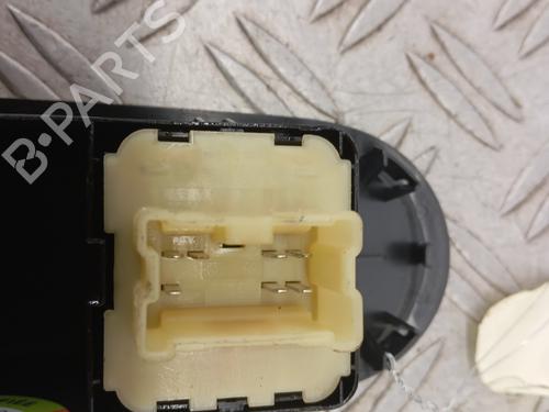 Left front window switch DACIA DUSTER (HS_) 1.5 dCi | BP30752308I27